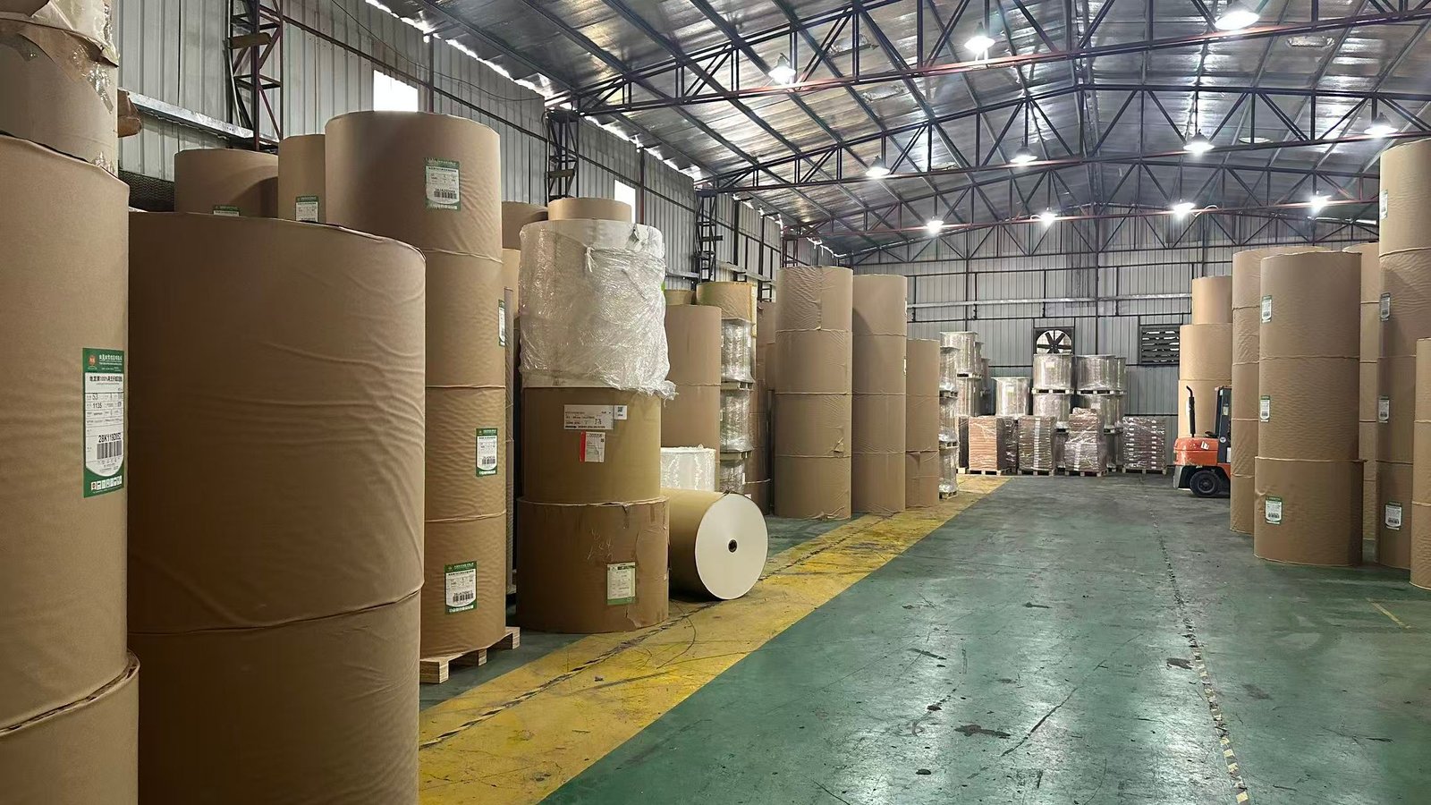 Industrial paper production line at Kangchuang factory
